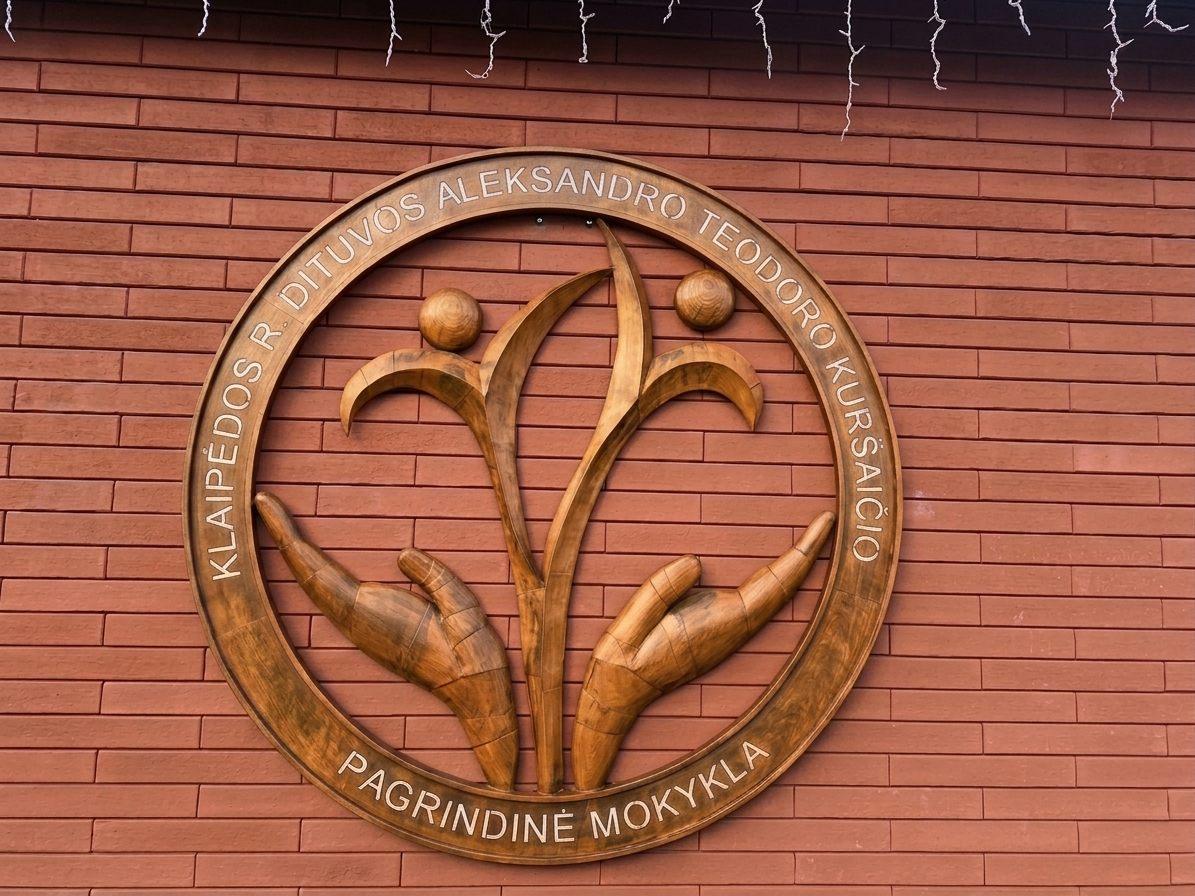 School emblem in metal