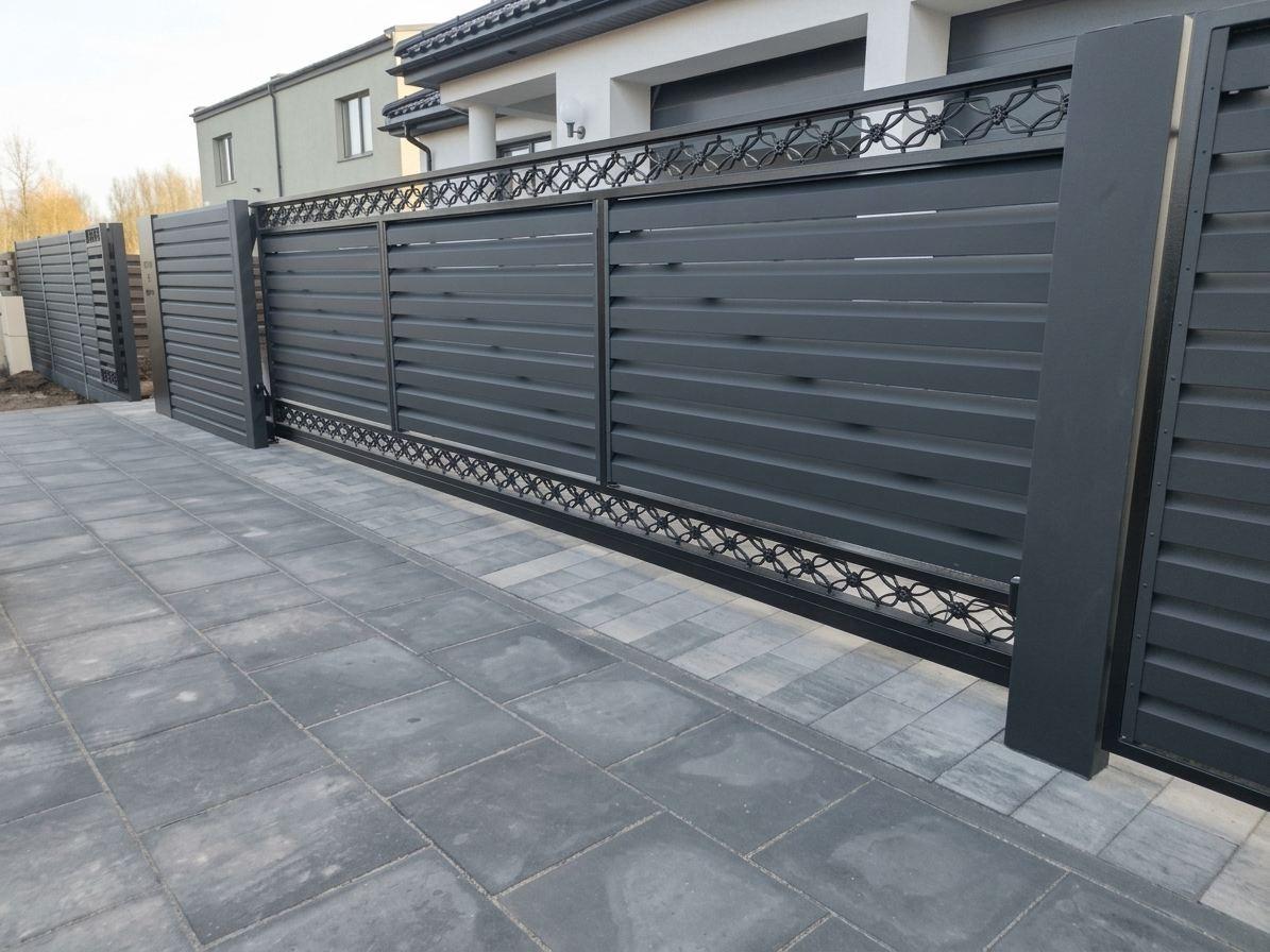 Horizontal-slat gates and fence with forged decor