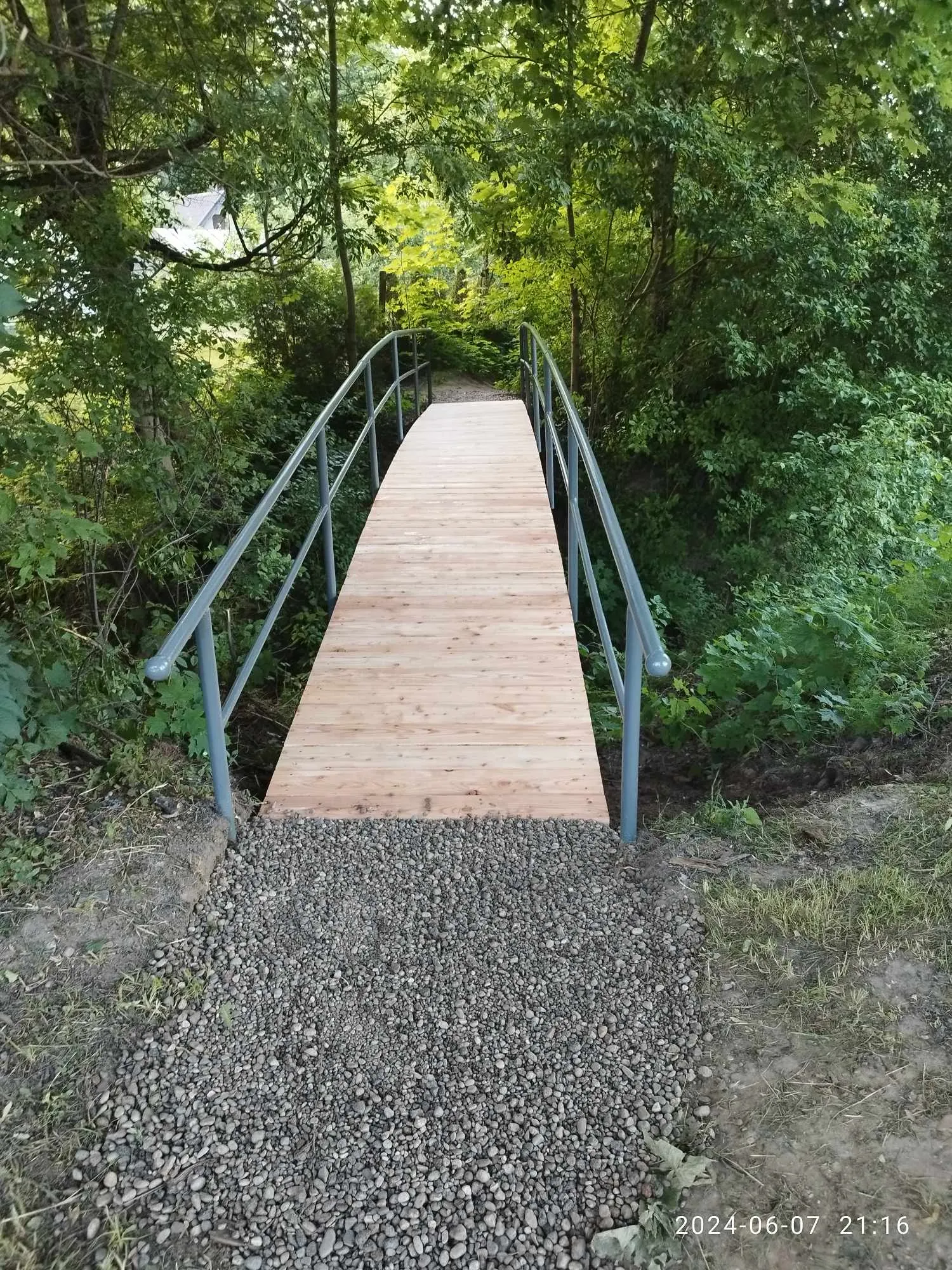 Lauko baldai, pašto dėžutės