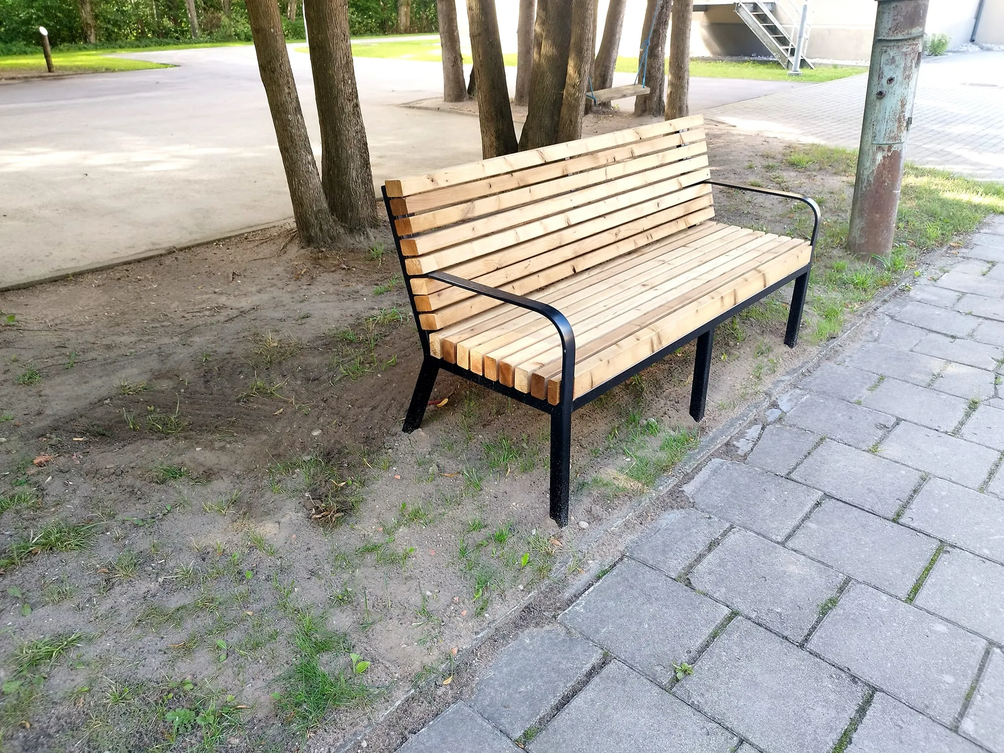 Lauko baldai, pašto dėžutės