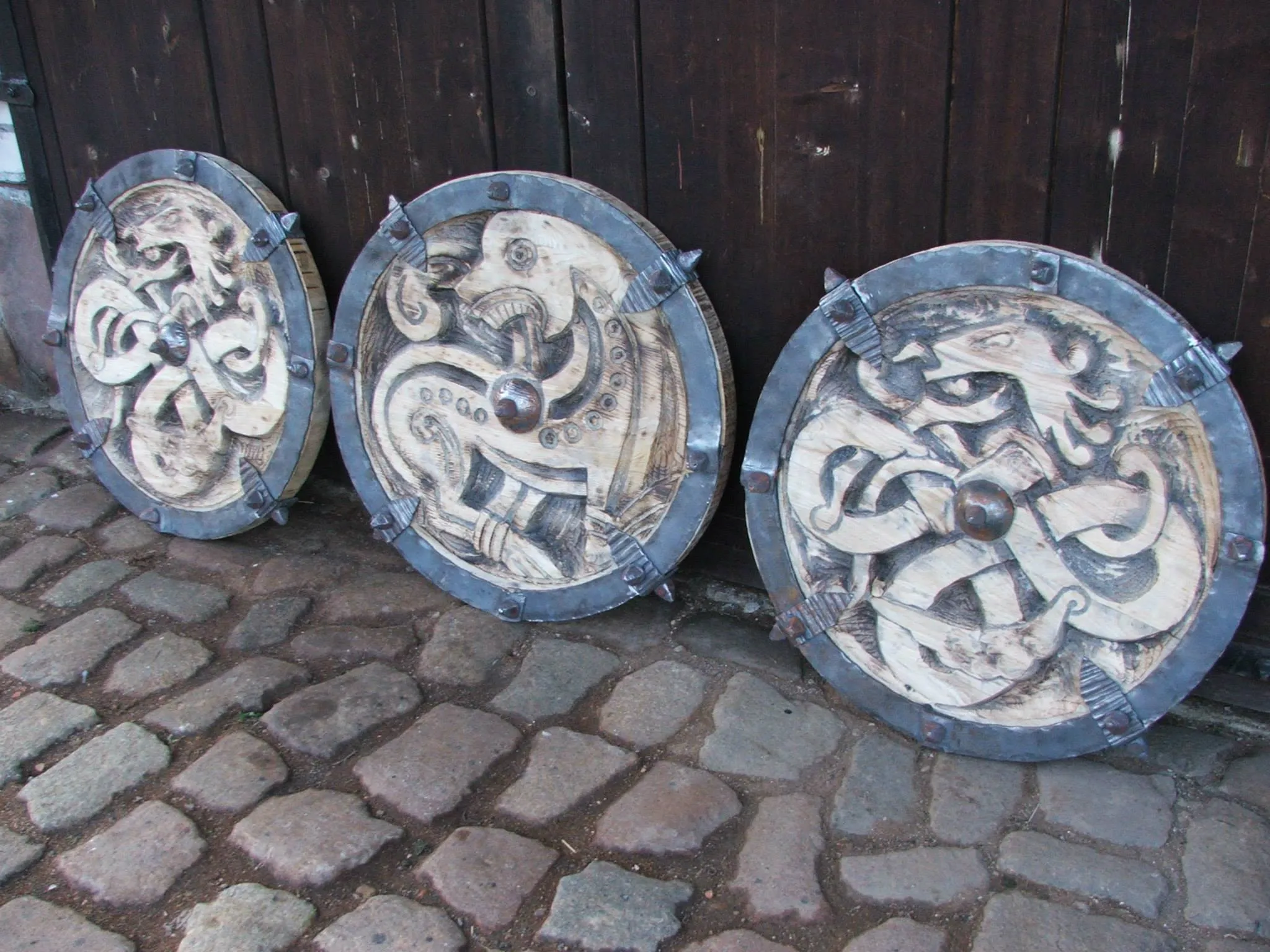 Meninės kalvystės gaminiai