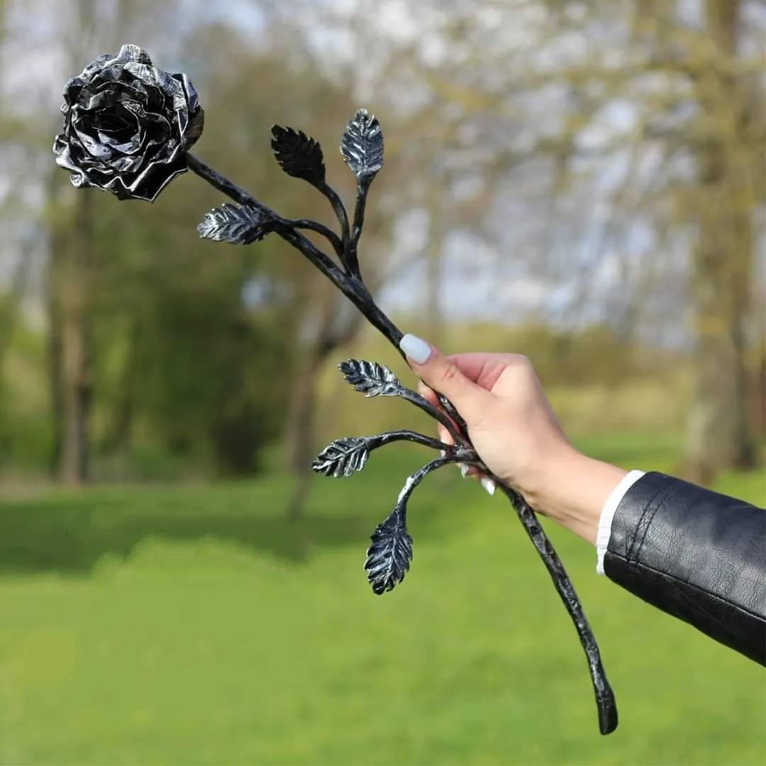 Meninės kalvystės gaminiai