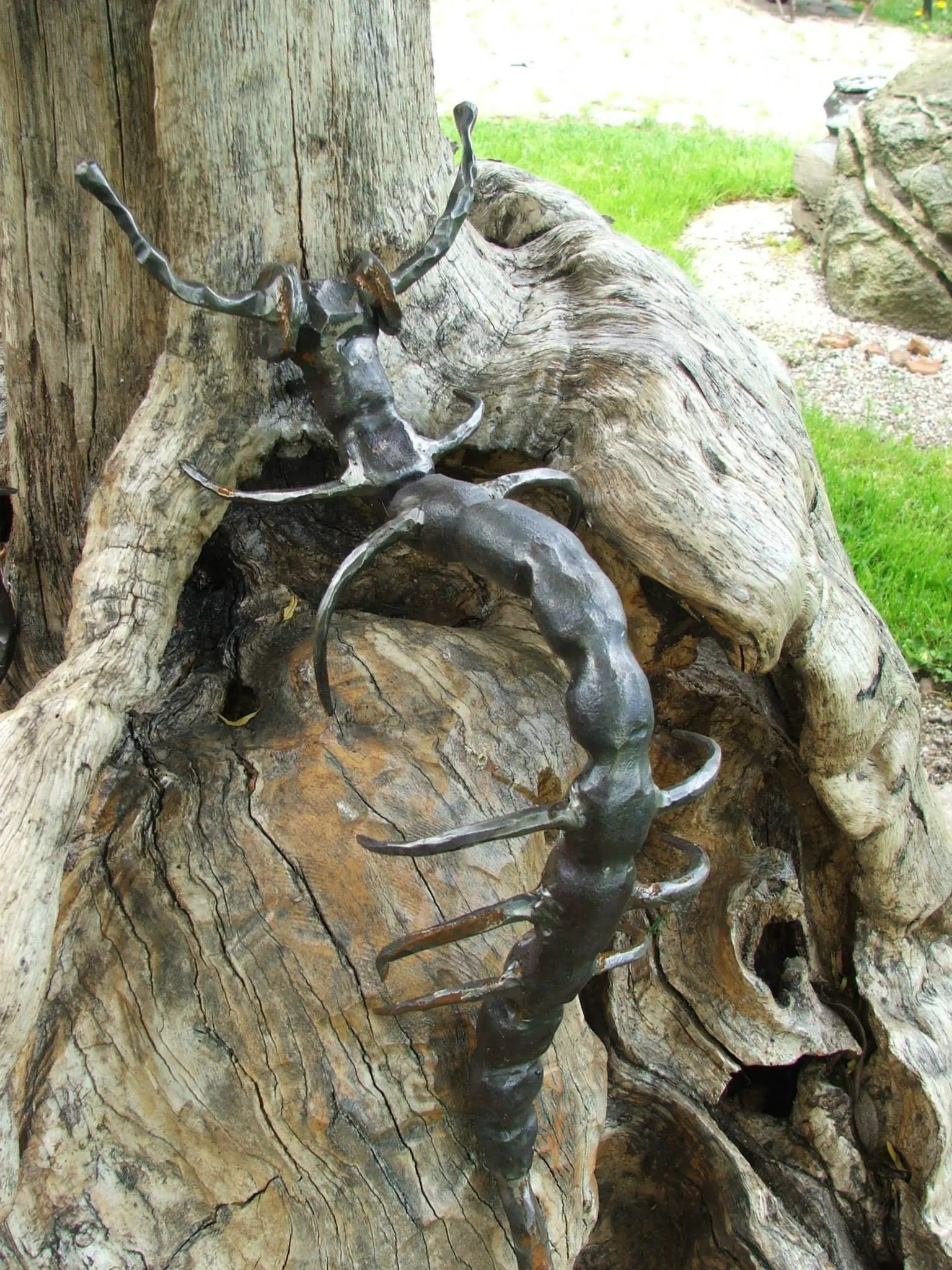 Meninės kalvystės gaminiai