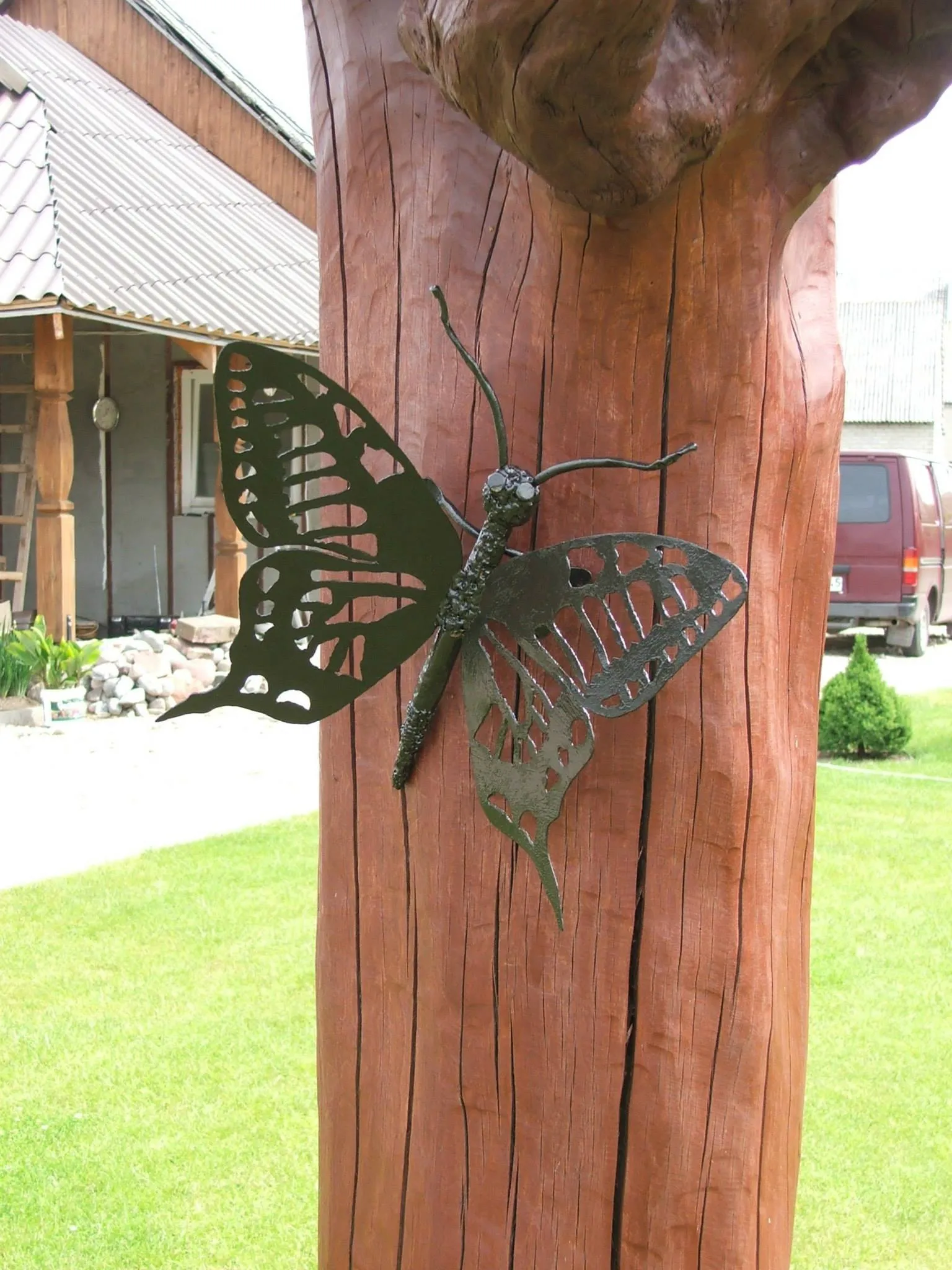 Meninės kalvystės gaminiai