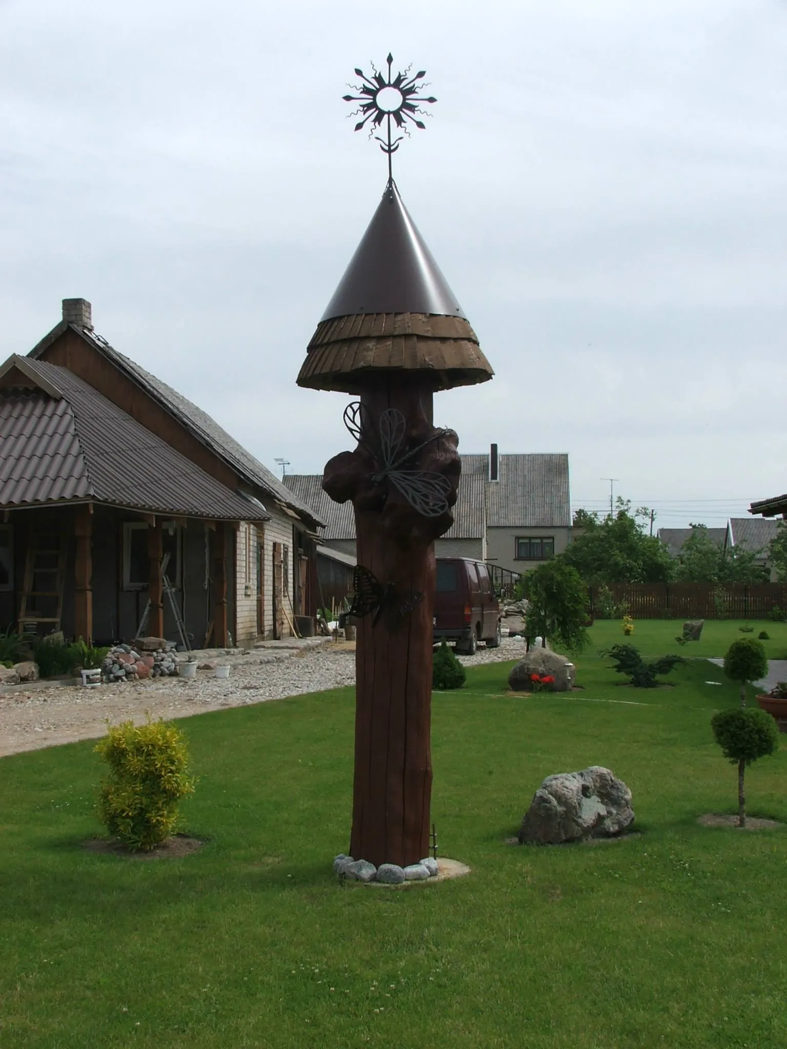 Meninės kalvystės gaminiai