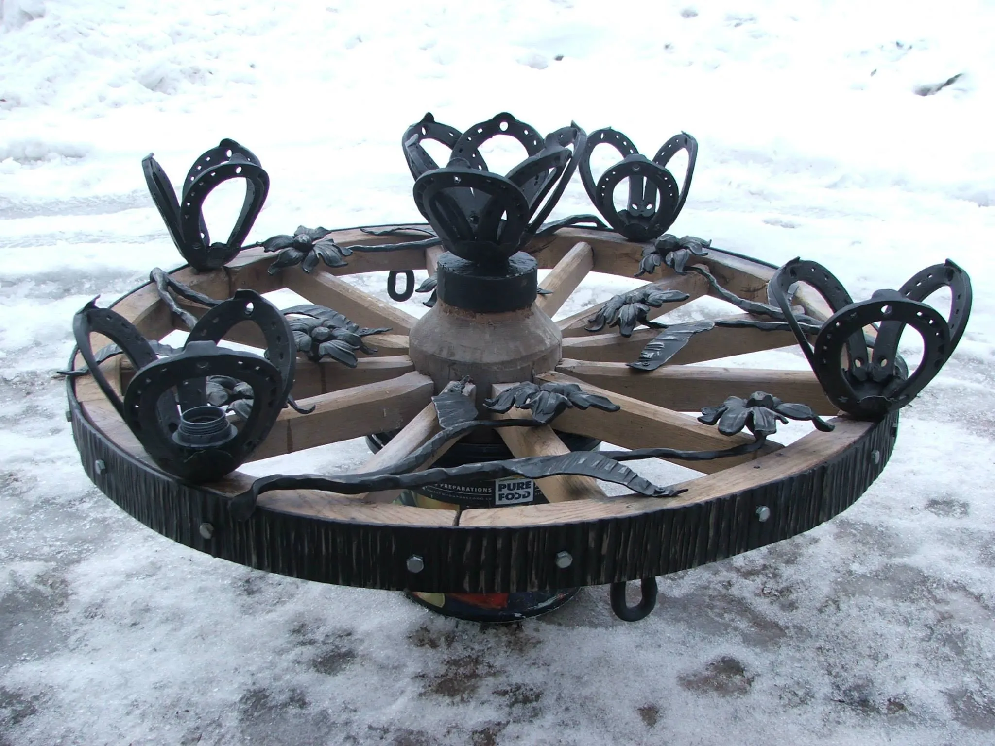 Meninės kalvystės gaminiai