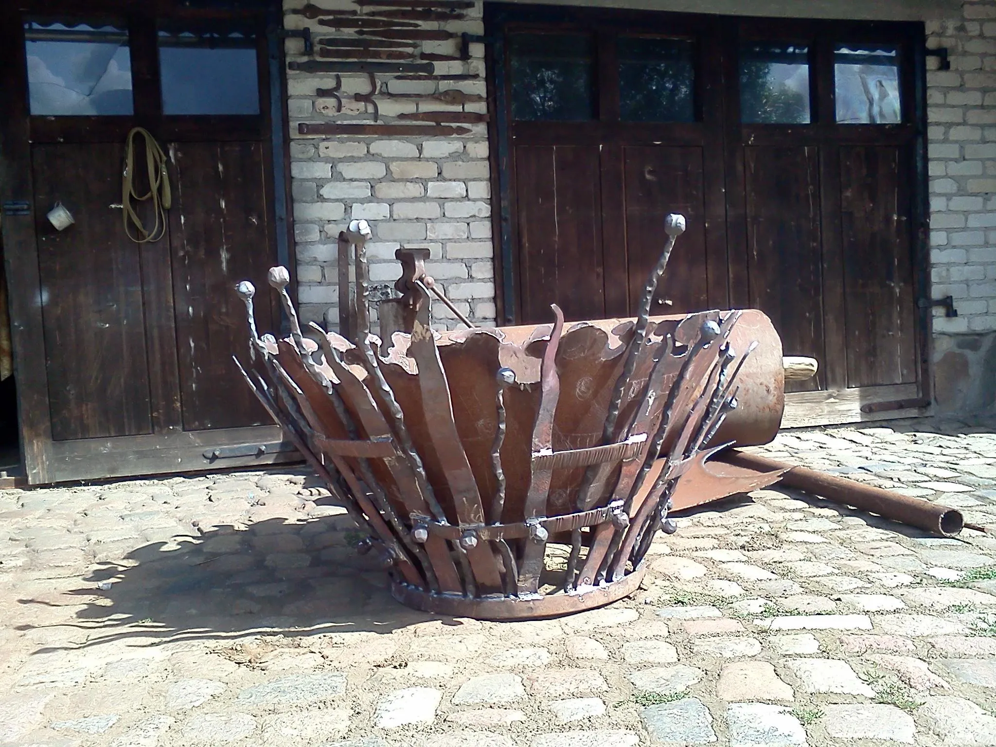 Meninės kalvystės gaminiai