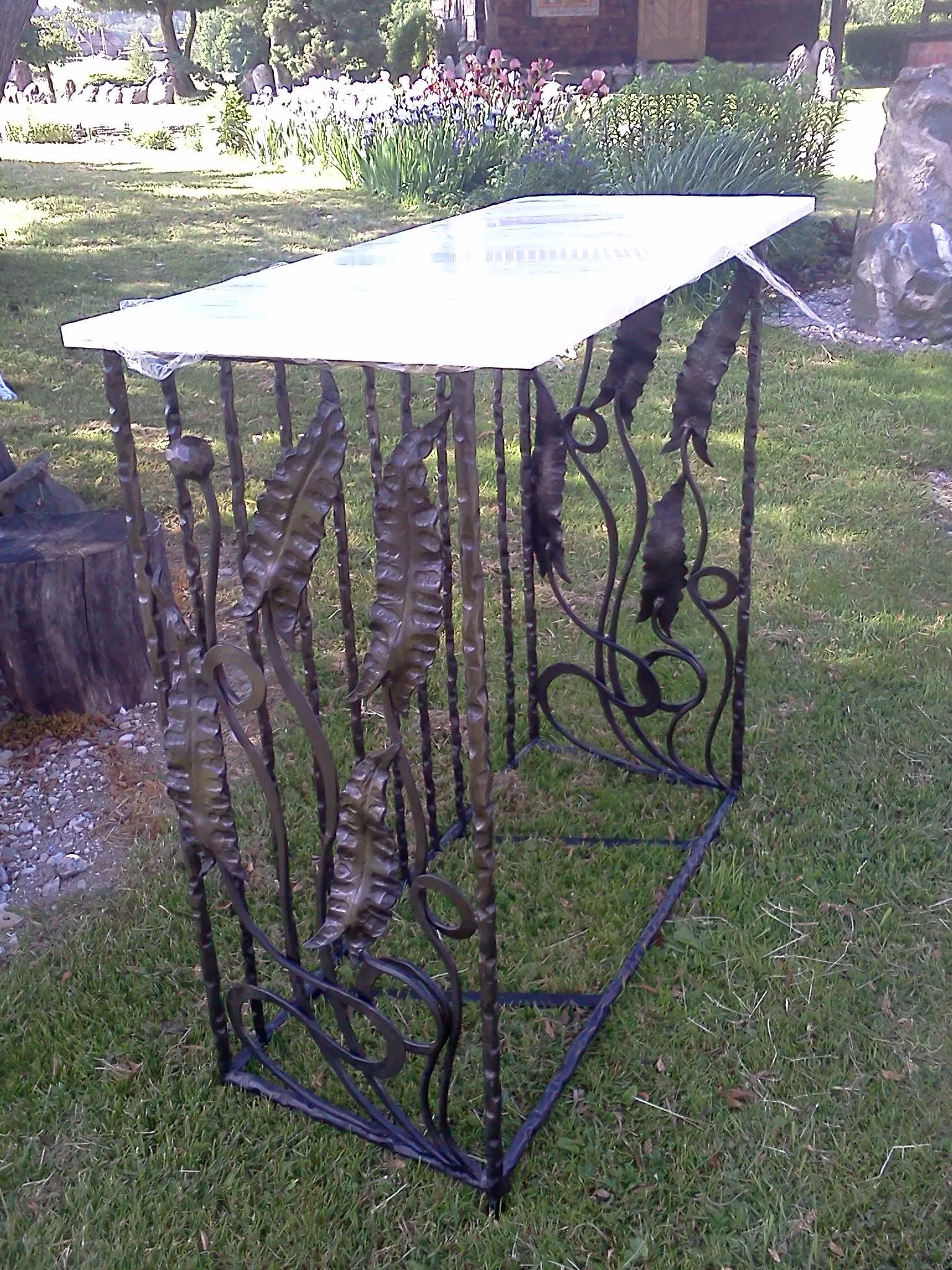 Meninės kalvystės gaminiai